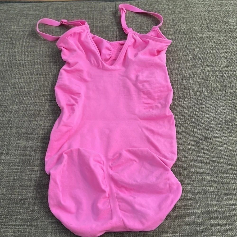 Skims Sculpting Bodysuit - Picture 4 of 5